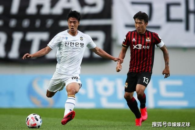 赵心童精彩表现 6-0横扫罗伯逊 进军上海大师赛半决赛
